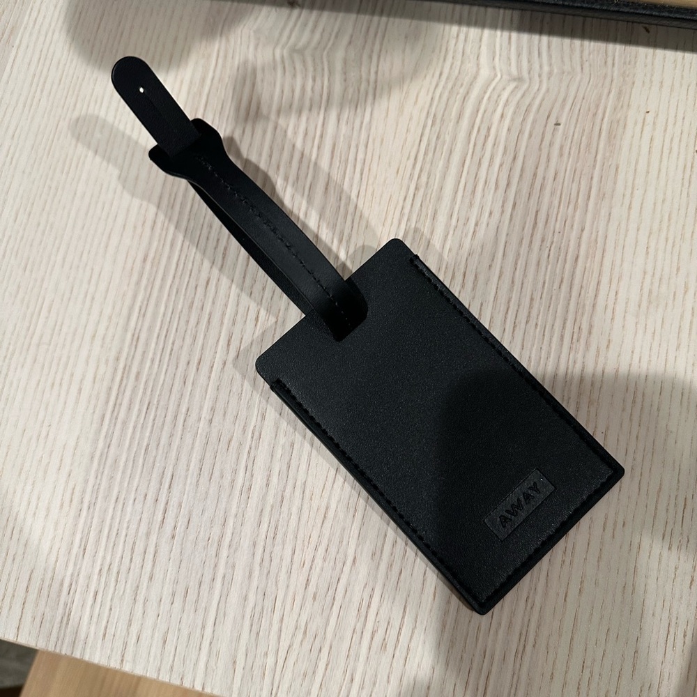 Away Luggage Tag Black